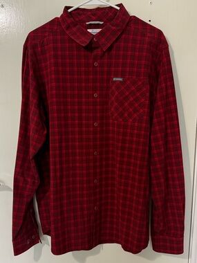 Columbia Red Plaid Cotton Long Sleeve Button-Down Shirt